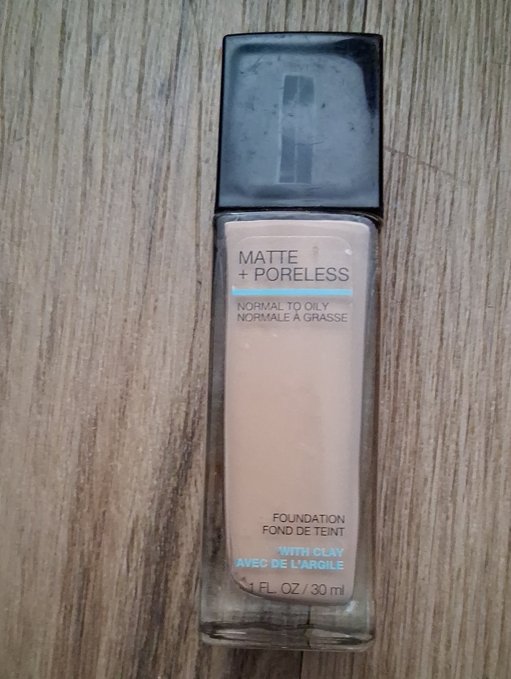 Maybelline Matte + Poreless Foundation - Beige